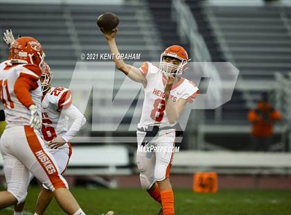 Thumbnail 3 in Hamilton Heights vs. Guerin Catholic (IHSAA Sectional Round 1 Playoff) photogallery.