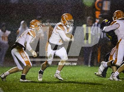 Thumbnail 3 in Hamilton Heights vs. Guerin Catholic (IHSAA Sectional Round 1 Playoff) photogallery.