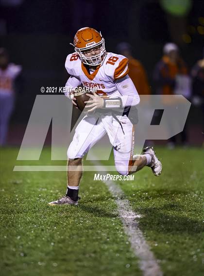 Thumbnail 3 in Hamilton Heights vs. Guerin Catholic (IHSAA Sectional Round 1 Playoff) photogallery.
