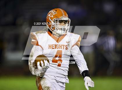 Thumbnail 1 in Hamilton Heights vs. Guerin Catholic (IHSAA Sectional Round 1 Playoff) photogallery.