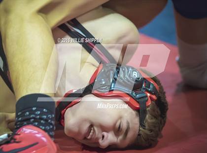 Thumbnail 2 in CIF Southwestern Wrestling Championships photogallery.