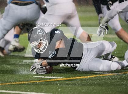 Thumbnail 2 in Valor Christian vs. Grandview (CHSAA 5A Quarterfinal) photogallery.