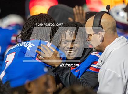 Thumbnail 2 in Atascocita vs. Dickinson (UIL Football 6A-DI Bi-District)  photogallery.