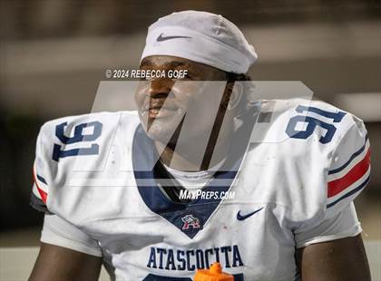 Thumbnail 2 in Atascocita vs. Dickinson (UIL Football 6A-DI Bi-District)  photogallery.