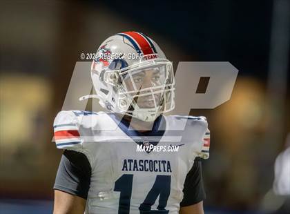 Thumbnail 1 in Atascocita vs. Dickinson (UIL Football 6A-DI Bi-District)  photogallery.