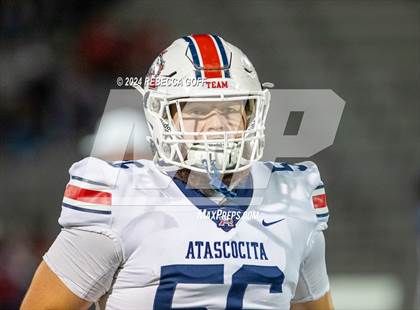 Thumbnail 3 in Atascocita vs. Dickinson (UIL Football 6A-DI Bi-District)  photogallery.