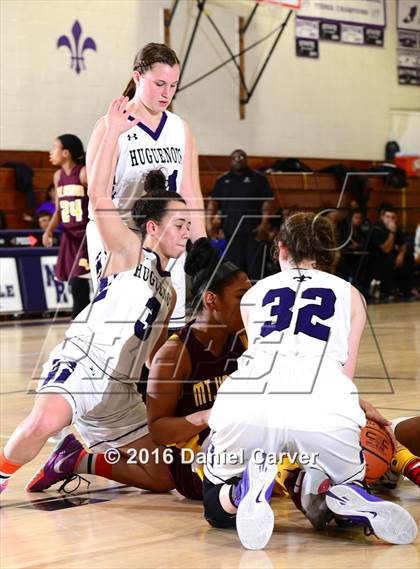 Thumbnail 1 in Mt. Vernon vs New Rochelle (Section 1 First Round Playoff) photogallery.