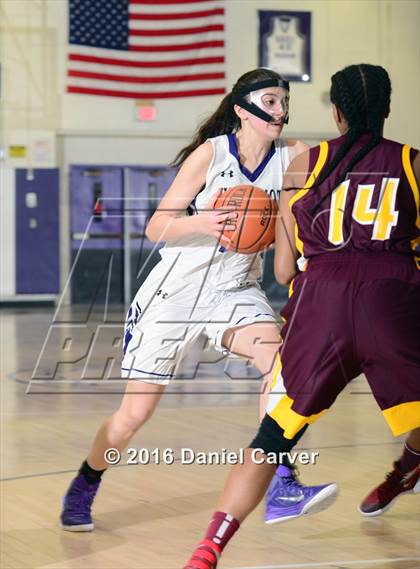 Thumbnail 2 in Mt. Vernon vs New Rochelle (Section 1 First Round Playoff) photogallery.