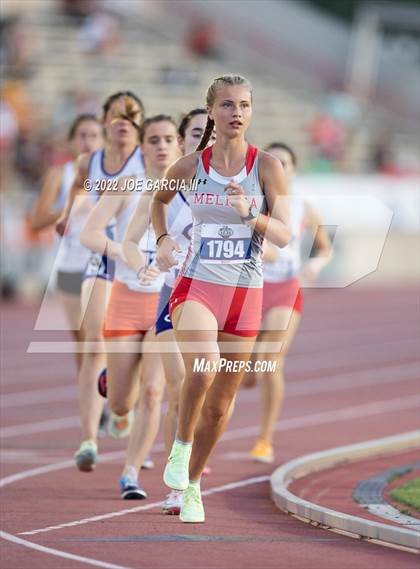 Thumbnail 2 in UIL 4A Girls State Track Meet photogallery.