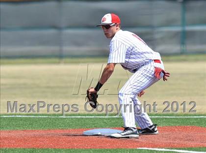 Thumbnail 2 in Bryan vs. Horn (UIL 5A Region 2 Bi-District Playoff) photogallery.