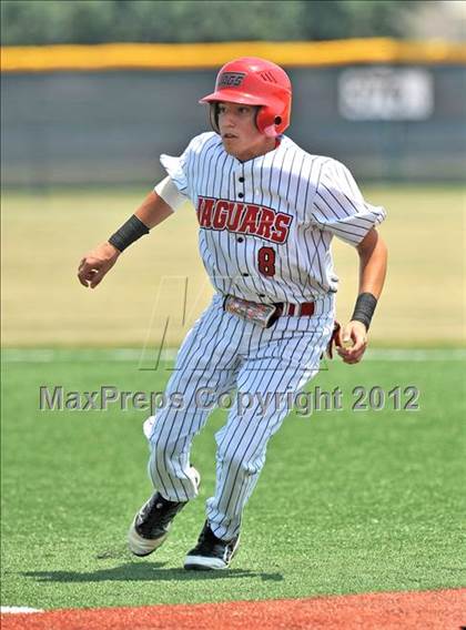 Thumbnail 3 in Bryan vs. Horn (UIL 5A Region 2 Bi-District Playoff) photogallery.