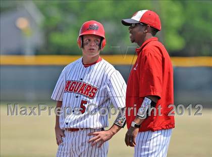 Thumbnail 1 in Bryan vs. Horn (UIL 5A Region 2 Bi-District Playoff) photogallery.