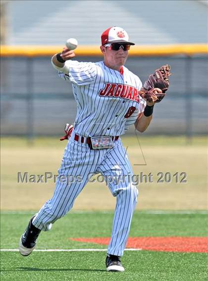 Thumbnail 1 in Bryan vs. Horn (UIL 5A Region 2 Bi-District Playoff) photogallery.