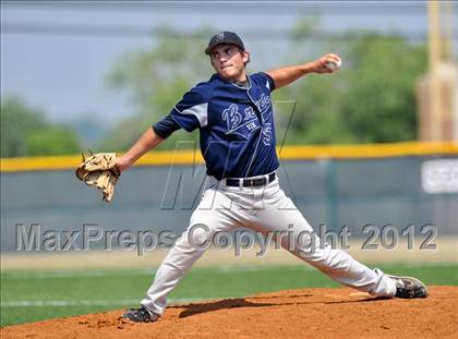 Thumbnail 1 in Bryan vs. Horn (UIL 5A Region 2 Bi-District Playoff) photogallery.