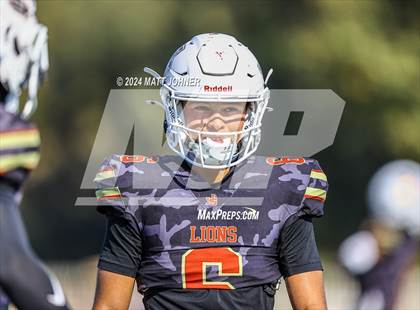 Thumbnail 2 in Servite @ JSerra photogallery.