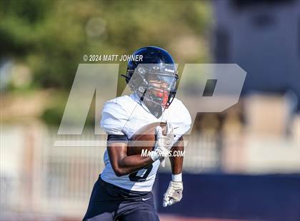 Thumbnail 2 in Servite @ JSerra photogallery.