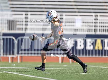 Thumbnail 2 in Servite @ JSerra photogallery.