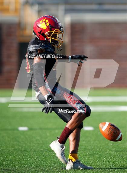 Thumbnail 3 in Bradley Central vs Howard Tech (Best of Preps Jamboree) photogallery.