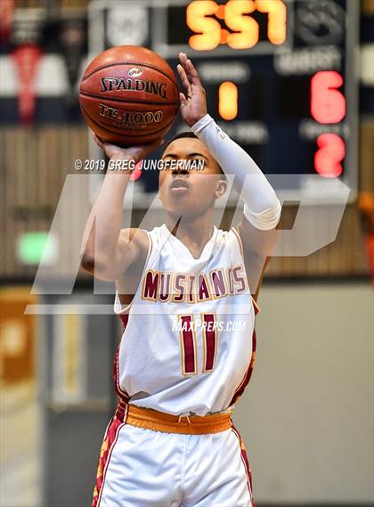 Thumbnail 1 in University vs. Lincoln (Don Bambauer Tournament) photogallery.