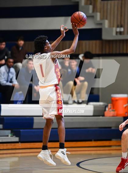 Thumbnail 2 in University vs. Lincoln (Don Bambauer Tournament) photogallery.