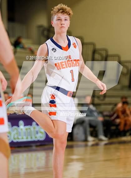 Thumbnail 3 in Brighton vs. Laguna Beach (Torrey Pines Holiday Classic) photogallery.