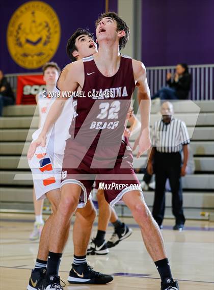 Thumbnail 3 in Brighton vs. Laguna Beach (Torrey Pines Holiday Classic) photogallery.