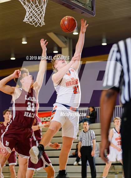 Thumbnail 1 in Brighton vs. Laguna Beach (Torrey Pines Holiday Classic) photogallery.
