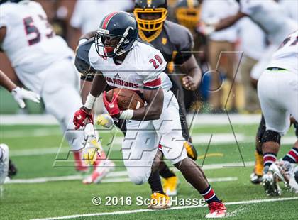 Thumbnail 2 in King vs. Southfield Arts & Tech (Prep Football Classic) photogallery.