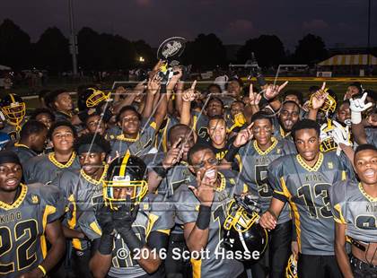 Thumbnail 2 in King vs. Southfield Arts & Tech (Prep Football Classic) photogallery.