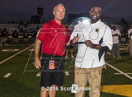 Thumbnail 1 in King vs. Southfield Arts & Tech (Prep Football Classic) photogallery.