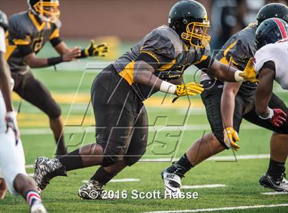 Thumbnail 1 in King vs. Southfield Arts & Tech (Prep Football Classic) photogallery.