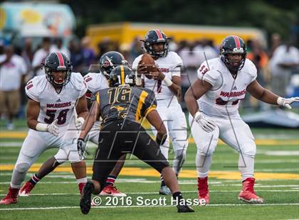 Thumbnail 1 in King vs. Southfield Arts & Tech (Prep Football Classic) photogallery.