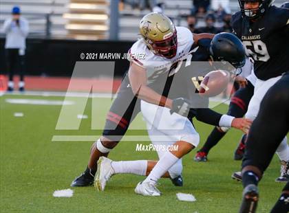Thumbnail 3 in Oaks Christian vs Calabasas photogallery.