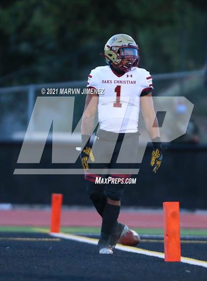 Thumbnail 1 in Oaks Christian vs Calabasas photogallery.