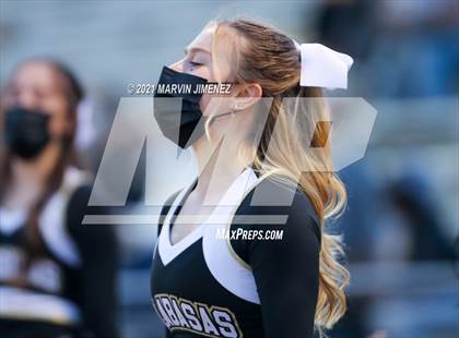 Thumbnail 2 in Oaks Christian vs Calabasas photogallery.
