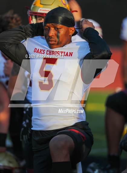Thumbnail 3 in Oaks Christian vs Calabasas photogallery.