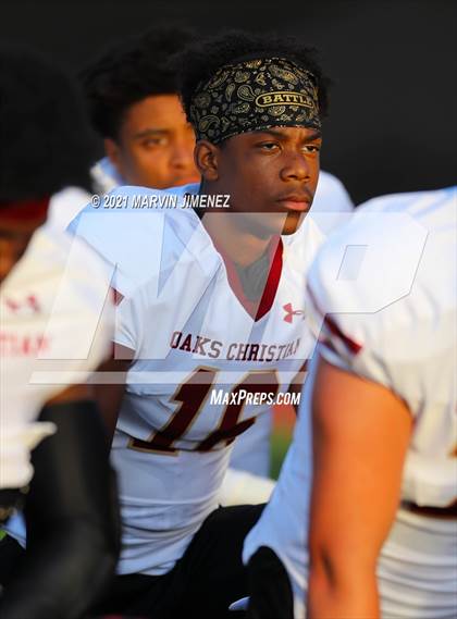 Thumbnail 1 in Oaks Christian vs Calabasas photogallery.