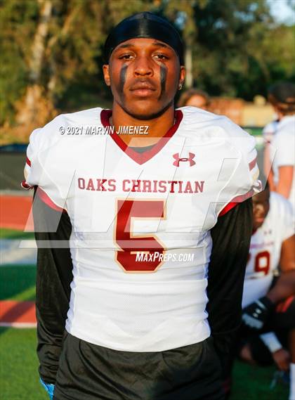 Thumbnail 3 in Oaks Christian vs Calabasas photogallery.