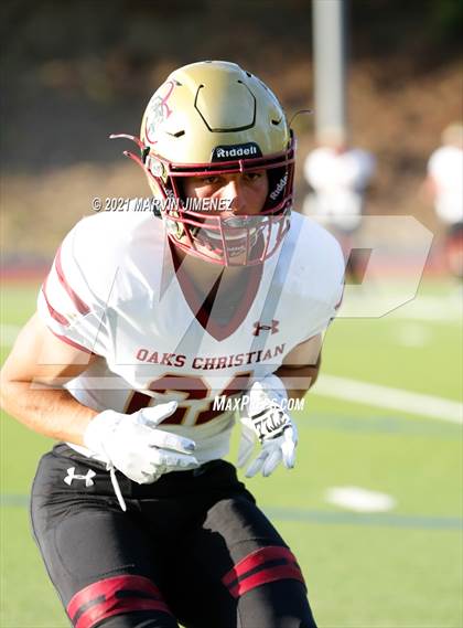 Thumbnail 2 in Oaks Christian vs Calabasas photogallery.
