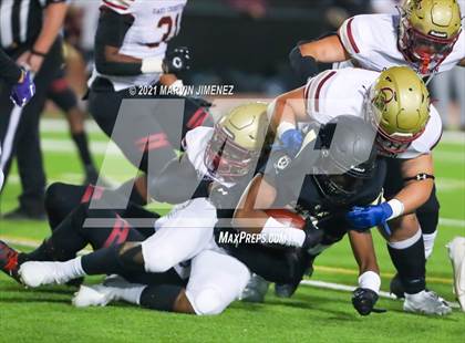 Thumbnail 2 in Oaks Christian vs Calabasas photogallery.