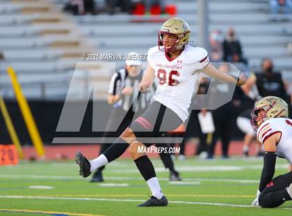 Thumbnail 2 in Oaks Christian vs Calabasas photogallery.