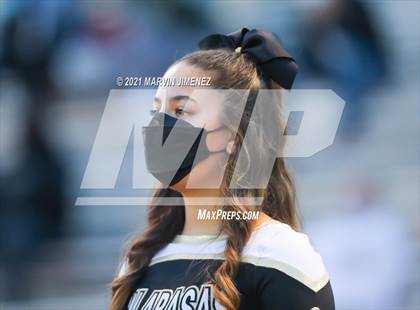 Thumbnail 2 in Oaks Christian vs Calabasas photogallery.