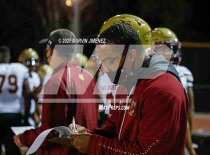 Thumbnail 3 in Oaks Christian vs Calabasas photogallery.