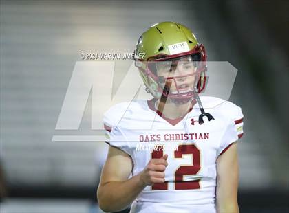 Thumbnail 3 in Oaks Christian vs Calabasas photogallery.