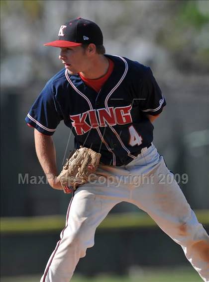 Thumbnail 1 in King vs. Canyon (OC Nissan Select Invitational) photogallery.