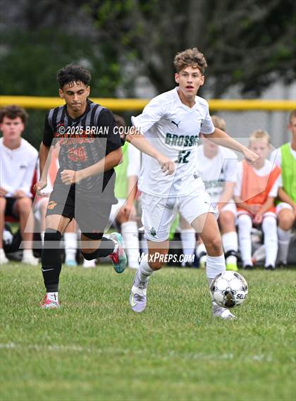 Thumbnail 2 in Calvary Christian vs Bishop Brossart photogallery.
