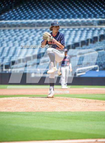 Thumbnail 1 in Valhalla vs. West Hills (Game @ Petco Park) photogallery.