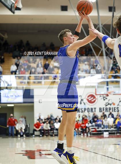 Thumbnail 2 in Carmel vs Homestead (IHSAA 4A Regional SemiFinal) photogallery.
