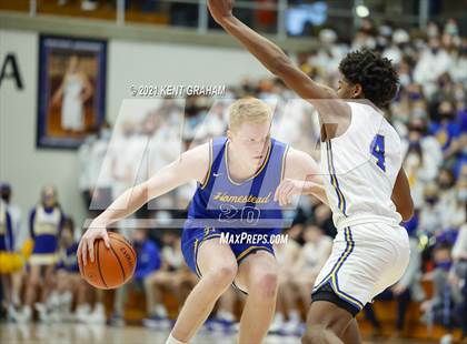 Thumbnail 2 in Carmel vs Homestead (IHSAA 4A Regional SemiFinal) photogallery.