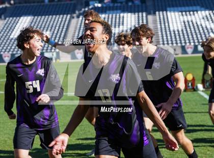 Thumbnail 2 in Holy Family vs. Jefferson Academy (CHSAA 3A Final) photogallery.